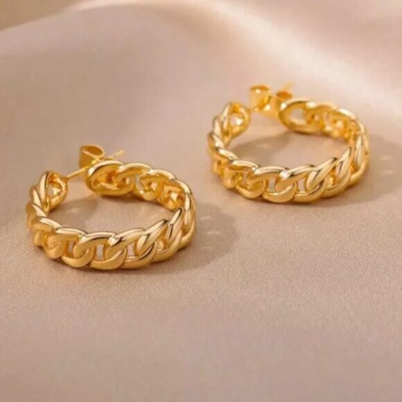 14K gold filled Gold hoop earrings - Picture 4 of 5